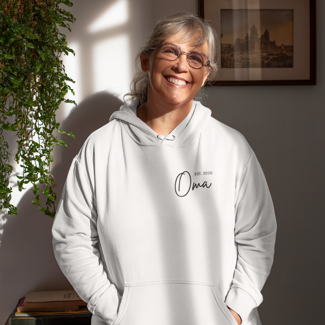 Organic Hoodie - Oma Kursiv
