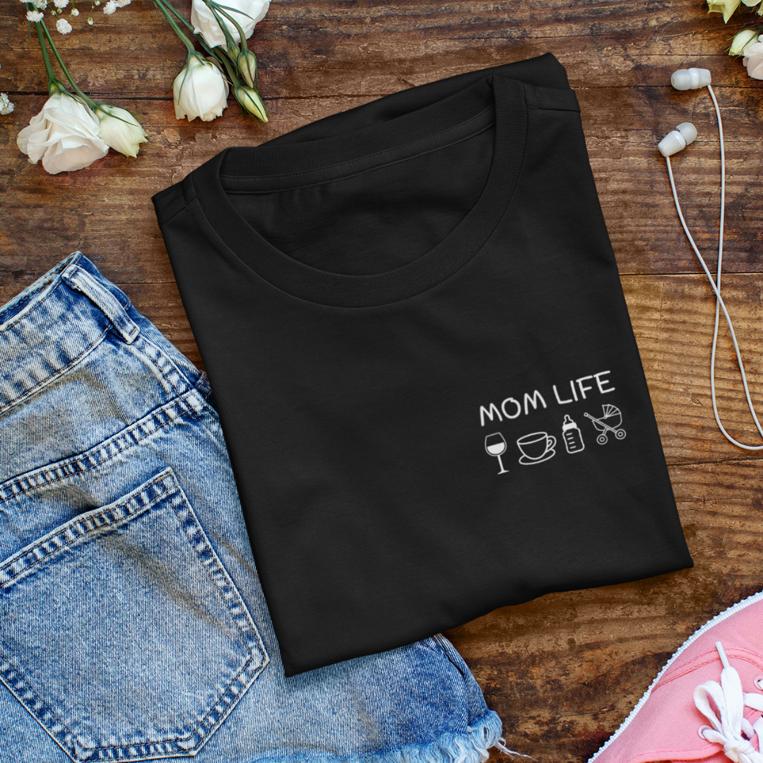 Personalisiertes minimalistisches Mama T-Shirt - Einzigartiges Geschenk für moderne Mütter